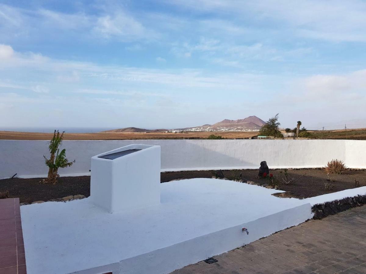 Casa El Gallo Teguise  Bagian luar foto